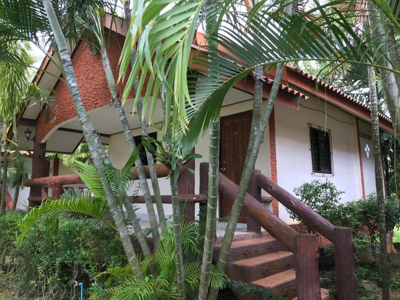 Lanta School Beach Resort Koh Lanta