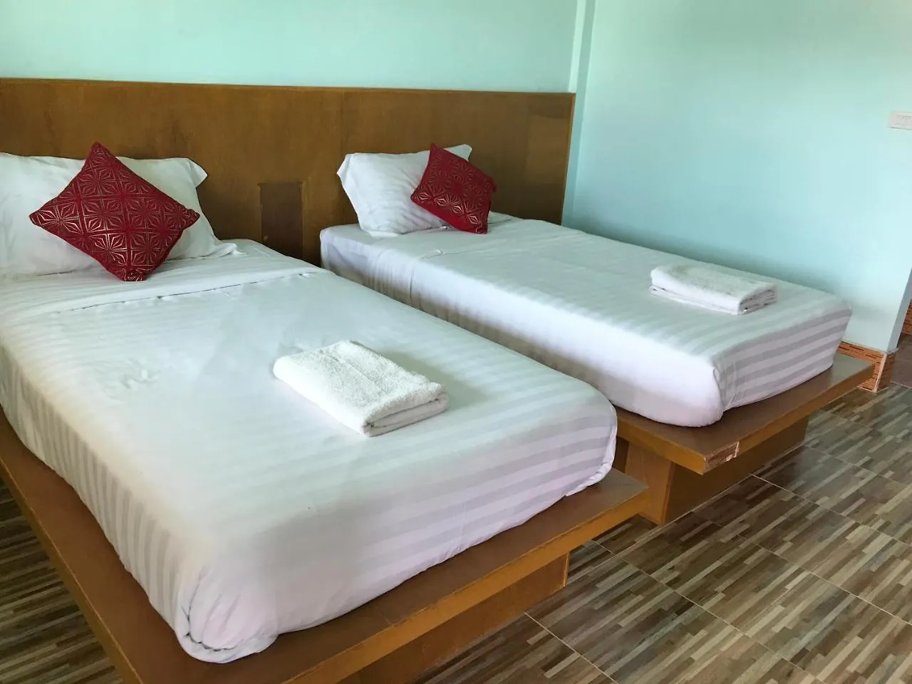 Lanta School Beach Resort Koh Lanta Thailand