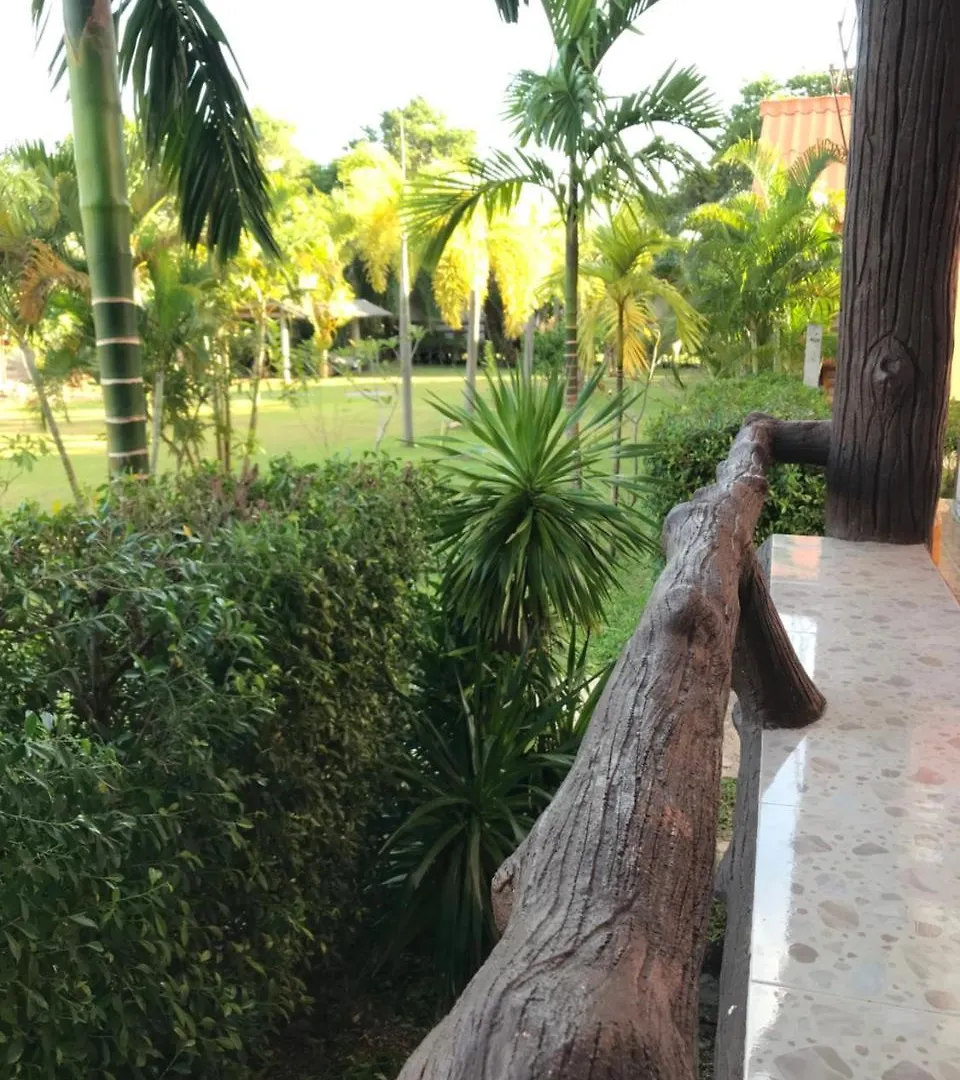 Lanta School Beach Resort Koh Lanta